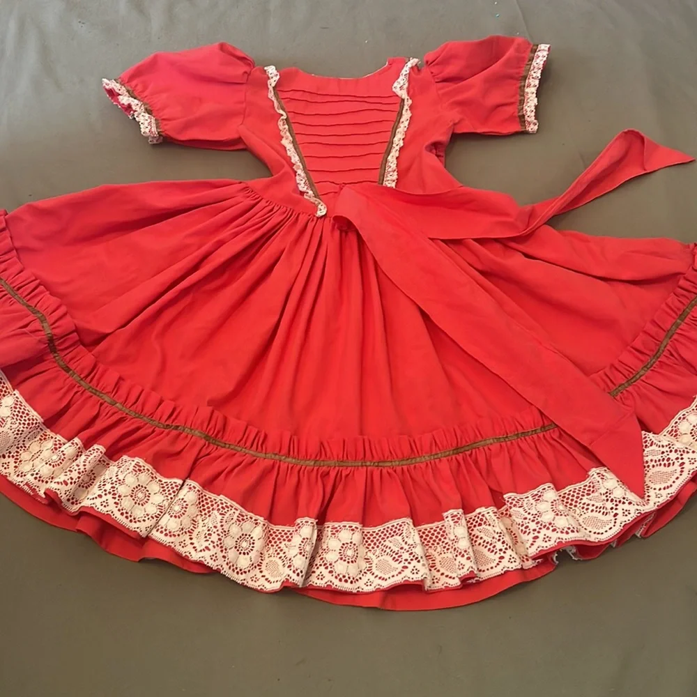 FOLKLORIC BEAUTIFULL Ruffled Girls DRESS - Picture 6 of 13